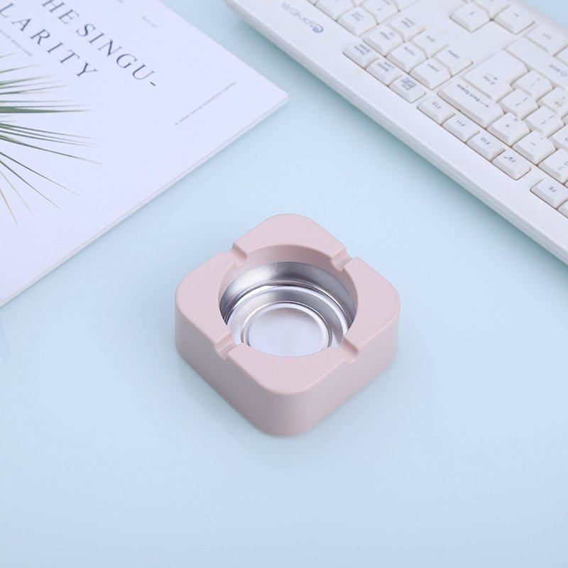 Customizable Tinplate Portable Metal Ashtray - Image 3